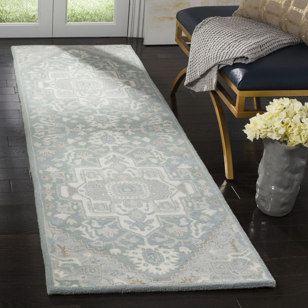 Safavieh Heritage 823 Hand Tufted Wool Rug HG823A-3