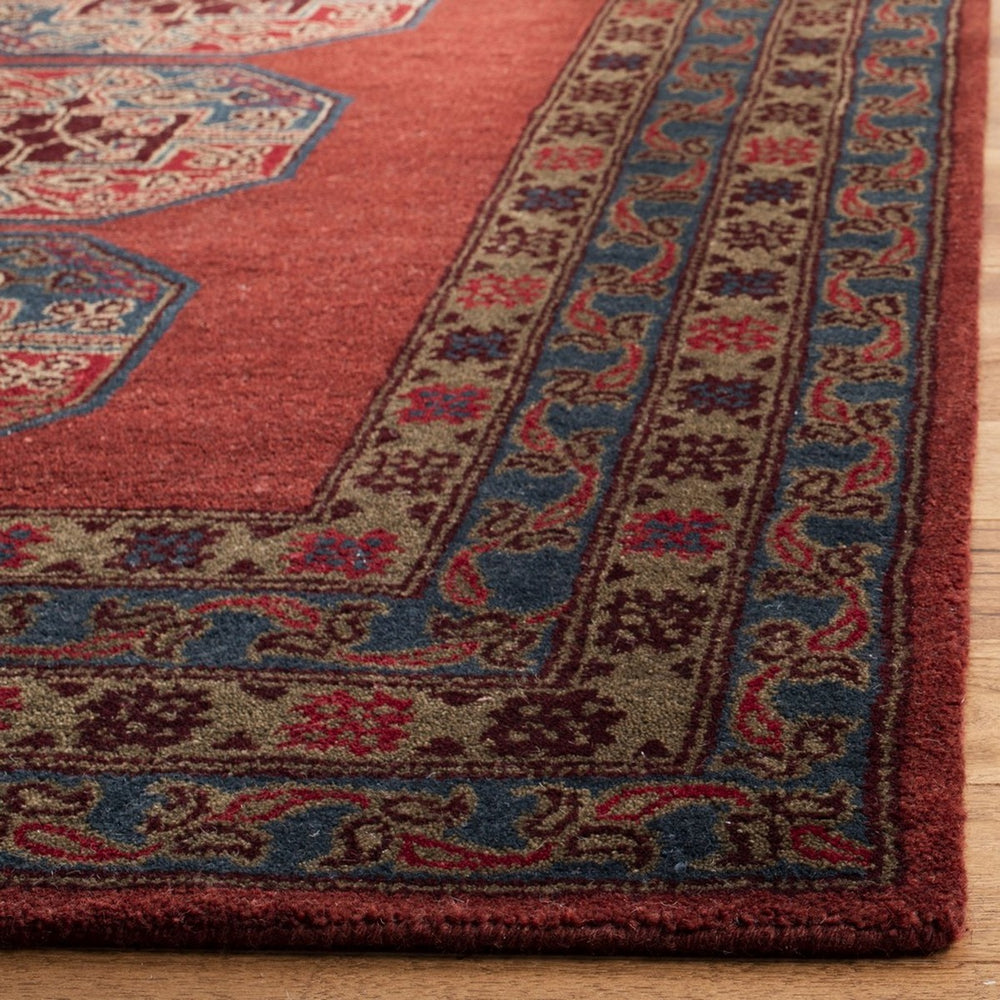 Safavieh Heritage 919 Hand Tufted 80% Wool/10% Cotton/10% Latex Rug HG919Q-3