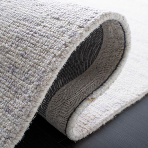 Safavieh Himalaya 120 Hand Loomed Wool Rug HIM120D-3