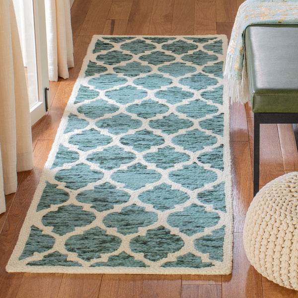 Safavieh Himalaya 121 Hand Loomed Wool Rug HIM121C-3