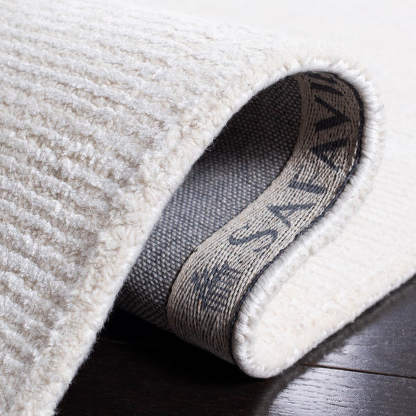 Safavieh Himalaya 152 Hand Tufted 65% Viscose/35% Wool Pile Contemporary Rug HIM152A-9