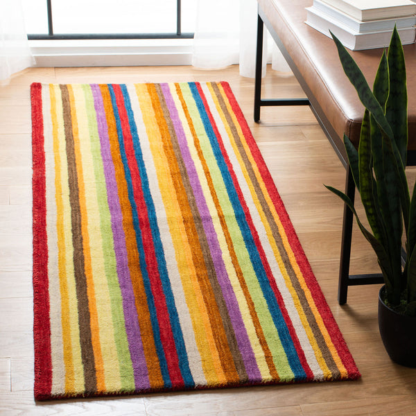 Safavieh Himalaya 582 Hand Loomed Wool Rug HIM582A-4SQ