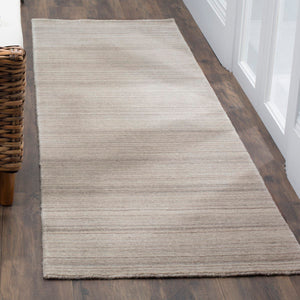 Safavieh Impressions IM820 Hand Loomed Rug