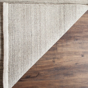 Safavieh Impressions IM820 Hand Loomed Rug