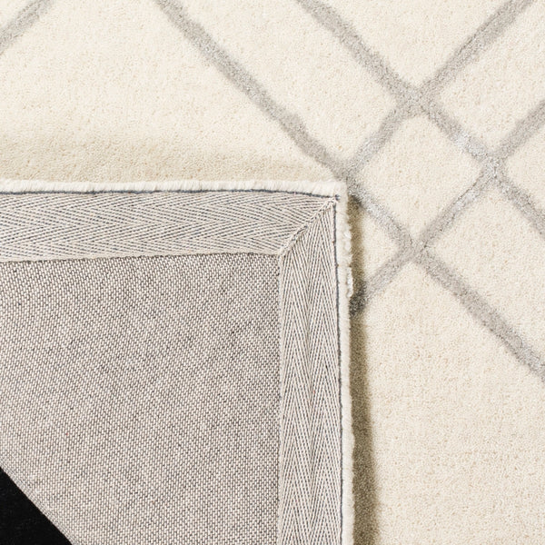 Safavieh Himalaya 901 Hand Tufted Wool Rug HIM901A-9