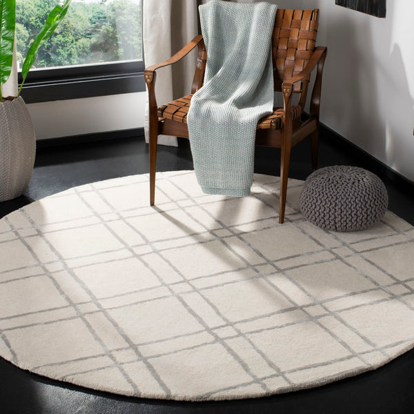 Safavieh Himalaya HIM901 Hand Tufted Rug