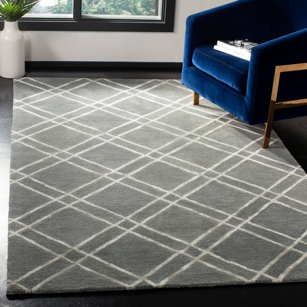 Safavieh Himalaya 901 Hand Tufted Wool Rug HIM901F-9