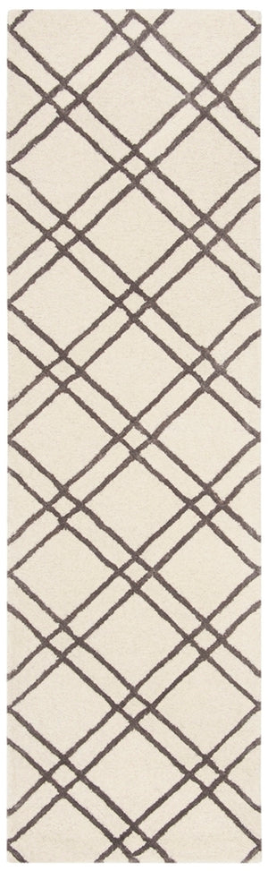 Safavieh Himalaya 901 Hand Tufted Wool Rug HIM901H-3