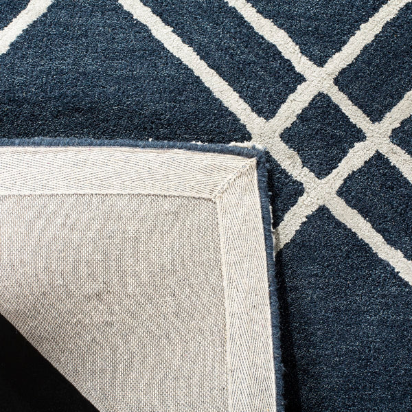 Safavieh Himalaya HIM901 Hand Tufted Rug