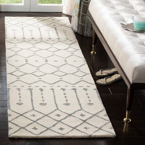 Safavieh Himalaya HIM903 Hand Tufted Rug