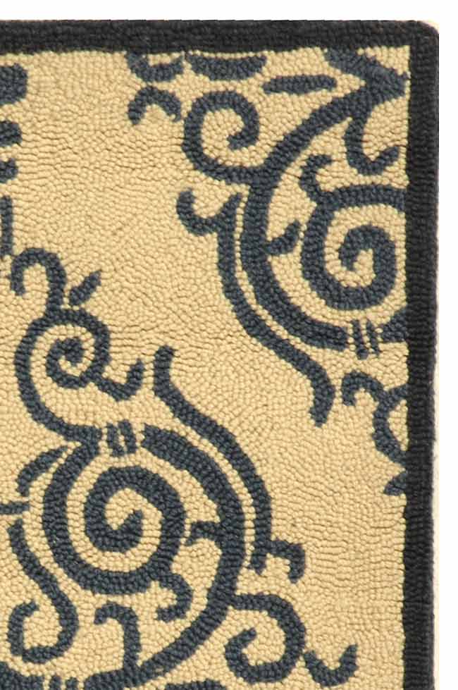 Safavieh HK142 Hand Hooked Rug