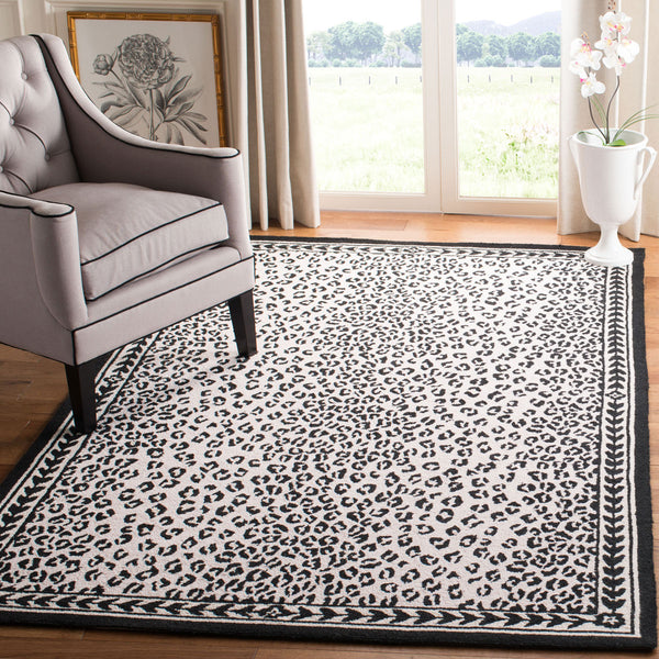 Safavieh Hk15 Hand Hooked Wool Rug HK15C-CNR