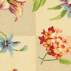 Safavieh HK216 Hand Hooked Rug