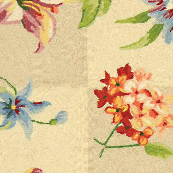 Safavieh HK216 Hand Hooked Rug