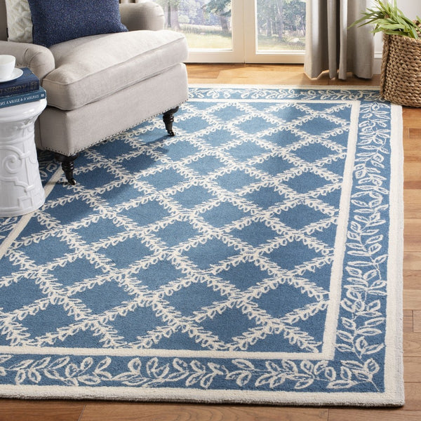 Safavieh Hk230 Hand Hooked Wool Pile Rug HK230N-4R