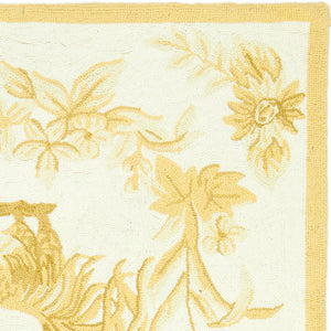 Safavieh HK262 Hand Hooked Rug