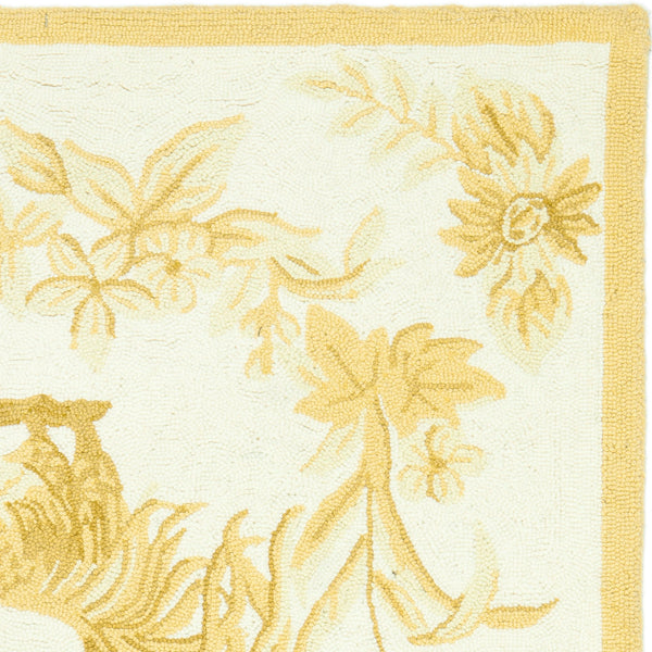 Safavieh HK262 Hand Hooked Rug