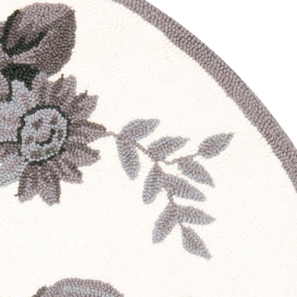 Safavieh HK262 Hand Hooked Rug