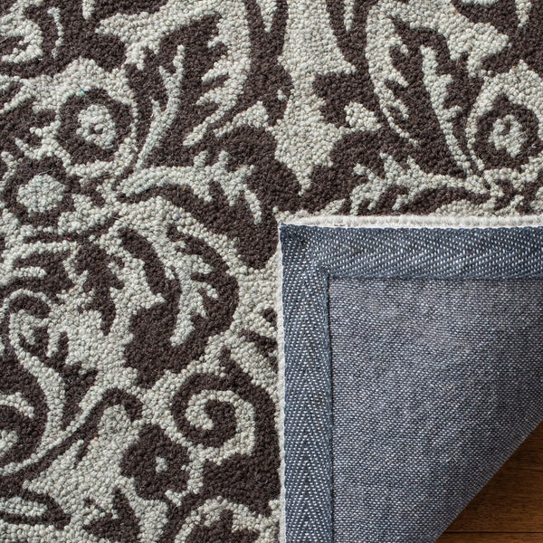 Safavieh Chelsea HK368 Hand Hooked Rug