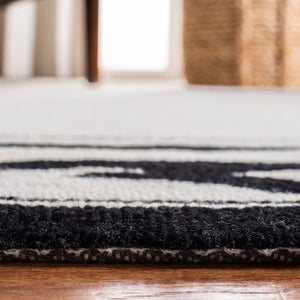 Safavieh Hk731 Hand Hooked Wool Pile Rug HK731A-3R
