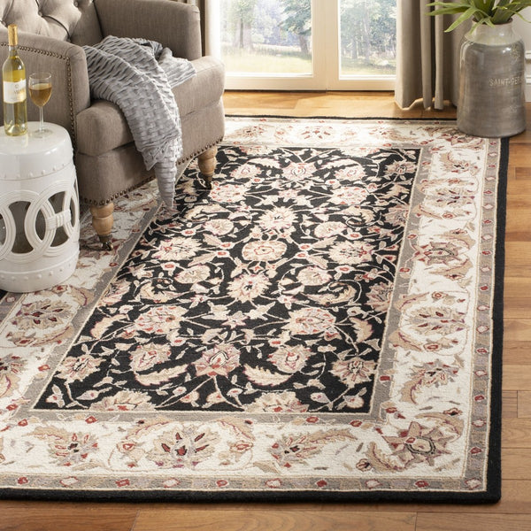 Safavieh Hk78 Hand Hooked Wool Pile Rug HK78A-4R