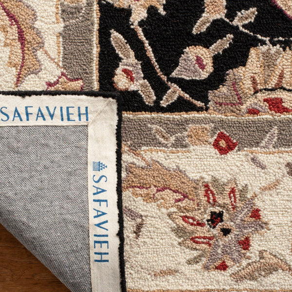 Safavieh Chelsea HK78 Hand Hooked Rug
