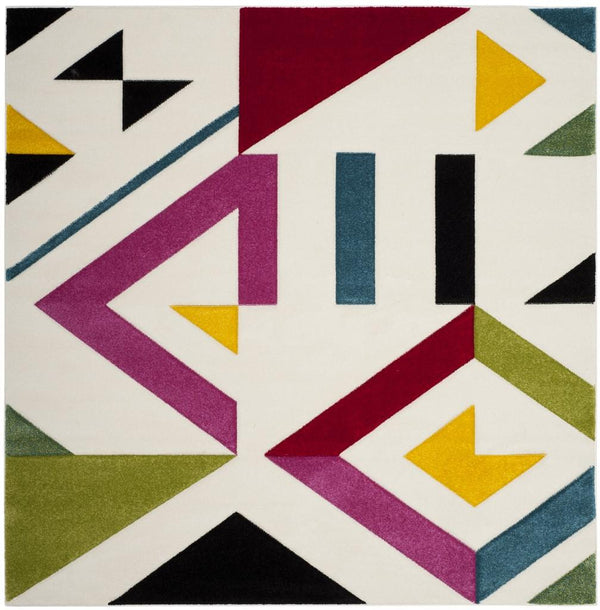 Safavieh Hollywood 700 Power Loomed Polypropylene Contemporary Rug HLW700A-4