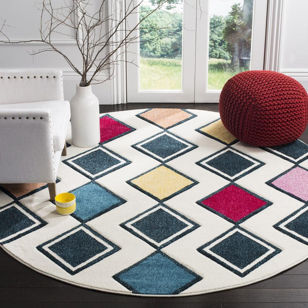 Safavieh Hollywood 704 Power Loomed Polypropylene Contemporary Rug HLW704B-4
