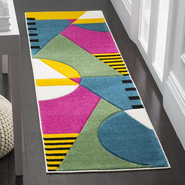Safavieh Hollywood 706 Power Loomed Polypropylene Contemporary Rug HLW706C-8SQ