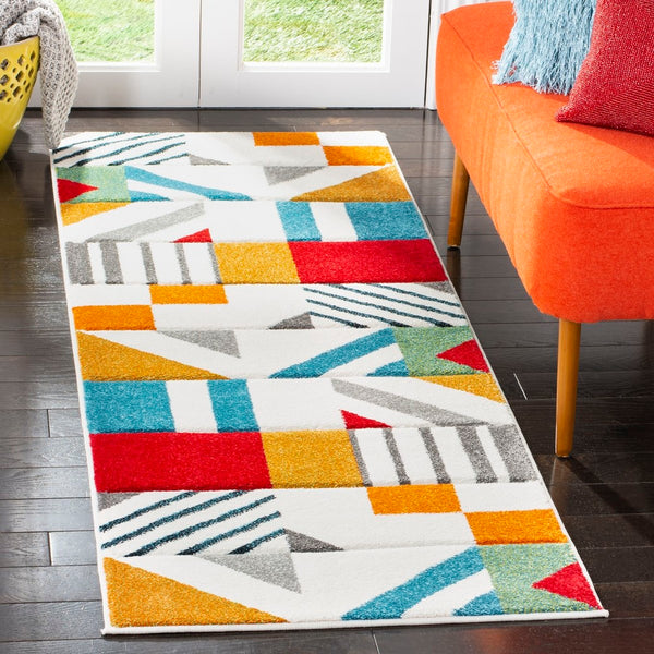 Safavieh Hollywood 709 Power Loomed Polypropylene Contemporary Rug HLW709B-8SQ