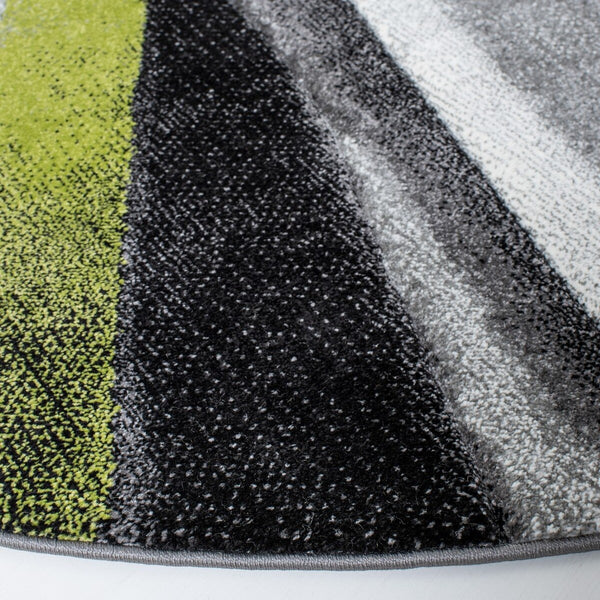 Safavieh Hollywood 710 Power Loomed 100% Polypropylene Contemporary Rug HLW710Y-9