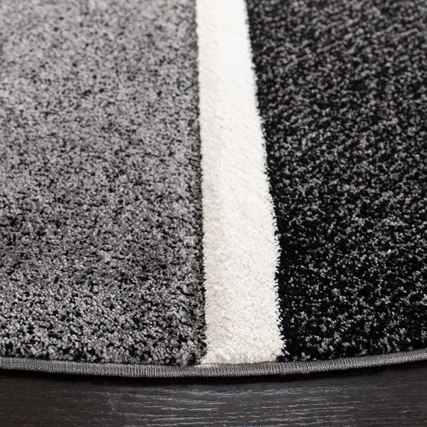 Safavieh Hollywood 711 Power Loomed Polypropylene Pile Contemporary Rug HLW711D-4