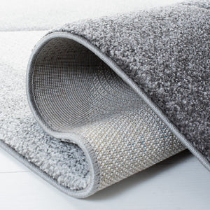 Safavieh Hollywood 713 Power Loomed 100% Polypropylene Contemporary Rug HLW713P-9