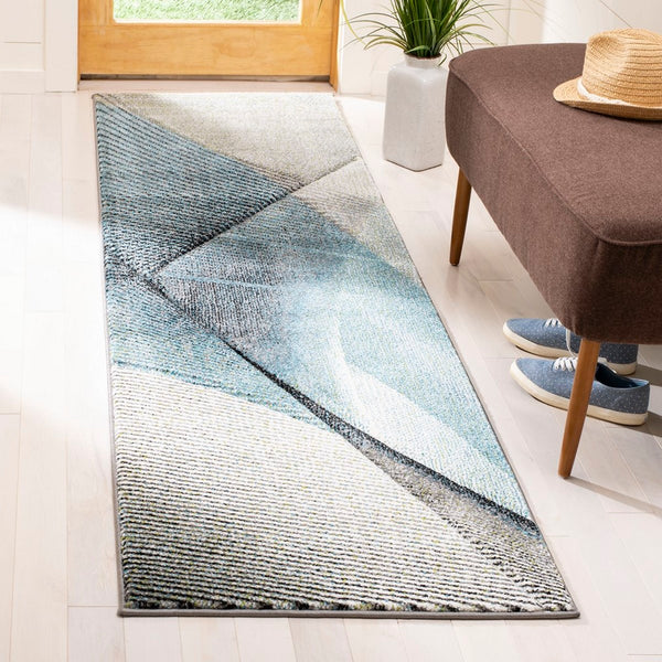 Safavieh Hollywood 715 Power Loomed Polypropylene Pile Contemporary Rug HLW715D-4
