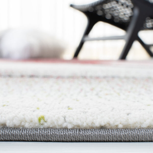 Safavieh Hollywood 715 Power Loomed 100% Polypropylene Contemporary Rug HLW715Q-9