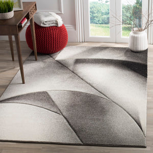 Safavieh Hollywood HLW716 Power Loomed Rug
