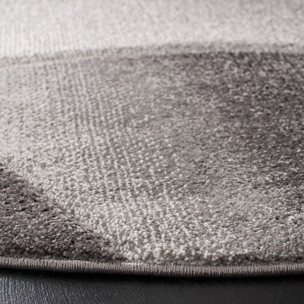 Safavieh Hollywood 716 Power Loomed Polypropylene Pile Contemporary Rug HLW716G-4