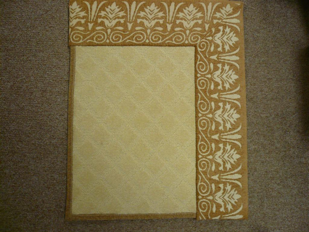 Safavieh HN855 Power Loomed Rug