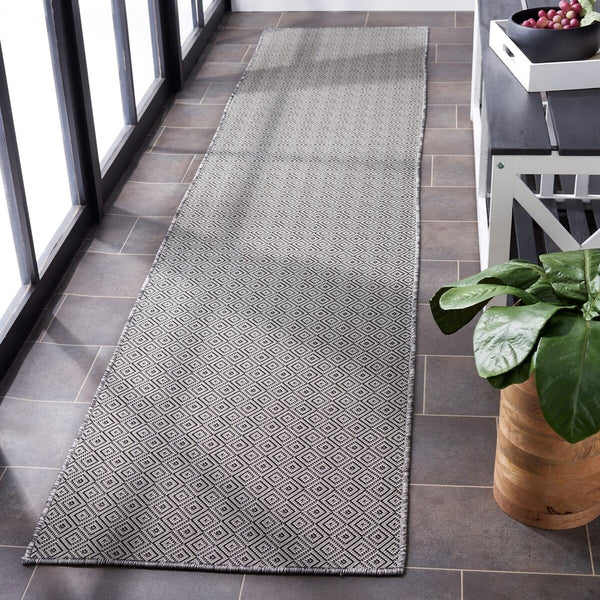 Safavieh Hampton 230 Power Loomed 100% Polypropylene Indoor/Outdoor Rug HTN230G-9