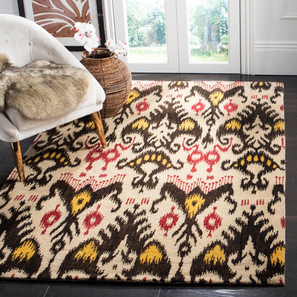 Safavieh Ikat IKT216 Hand Tufted Rug