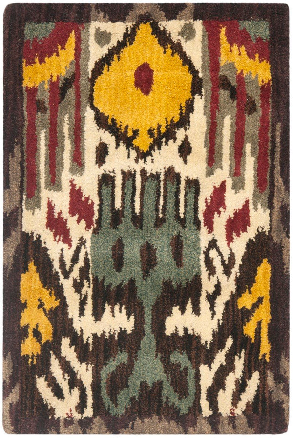 Safavieh Ikat IKT217 Hand Tufted Rug