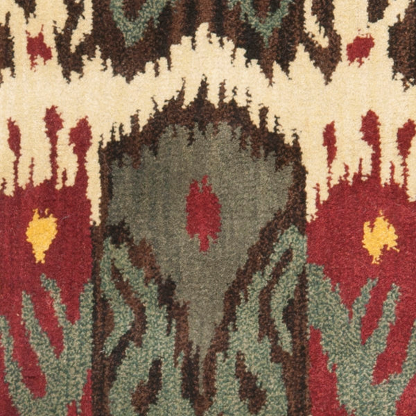 Safavieh Ikat IKT217 Hand Tufted Rug