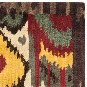 Safavieh Ikat IKT217 Hand Tufted Rug