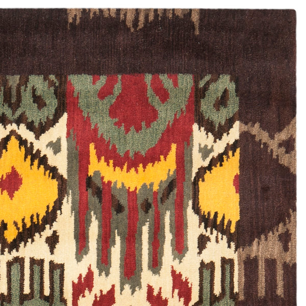 Safavieh Ikat IKT217 Hand Tufted Rug