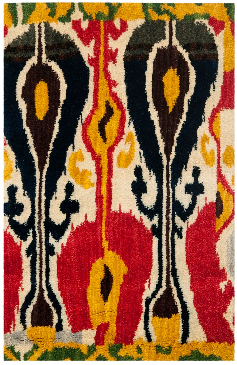 Safavieh Ikat IKT222 Hand Tufted Rug