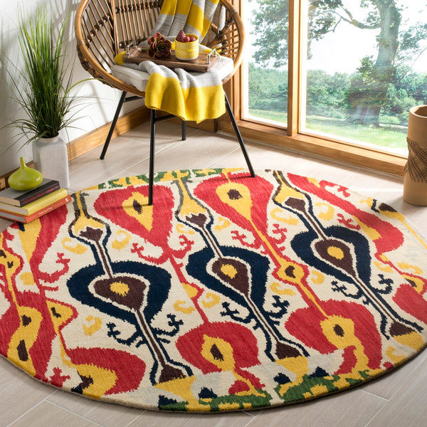 Safavieh Ikat IKT222 Hand Tufted Rug