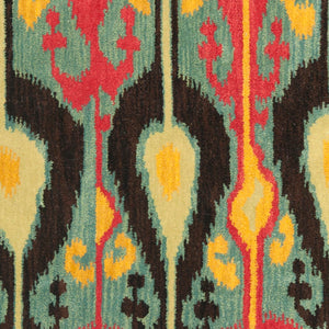 Safavieh Ikat IKT222 Hand Tufted Rug