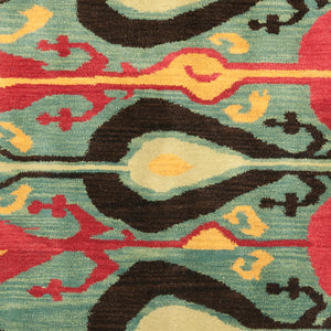 Safavieh Ikat IKT222 Hand Tufted Rug