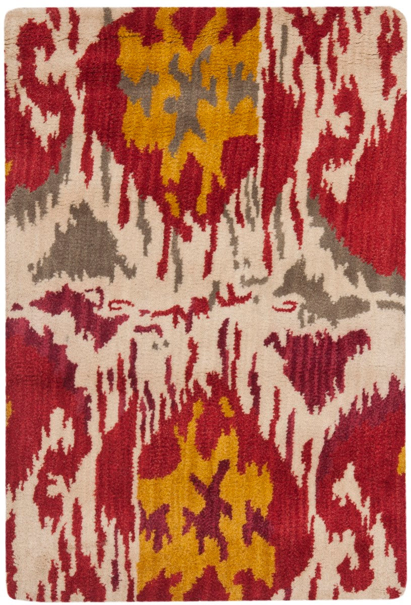 Safavieh Ikat IKT226 Hand Tufted Rug