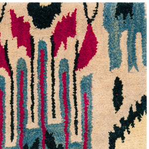 Safavieh Ikat IKT466 Hand Tufted Rug